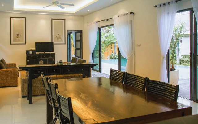 Two Villas Holiday Oriental Style Layan Beach