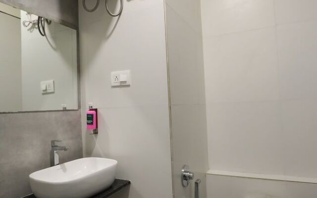 GreenOtel Room Surat