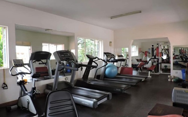 Mosa Court Suites