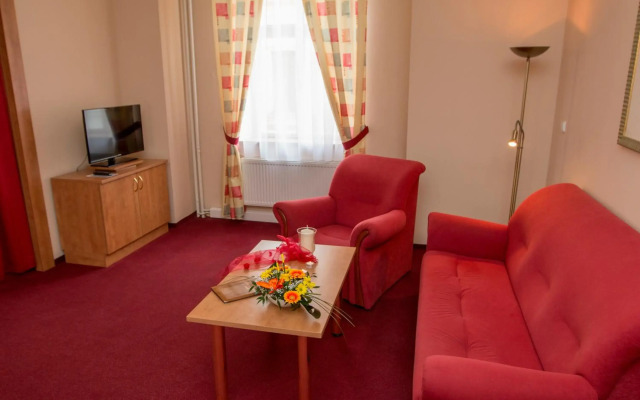 Hotel Česká Koruna