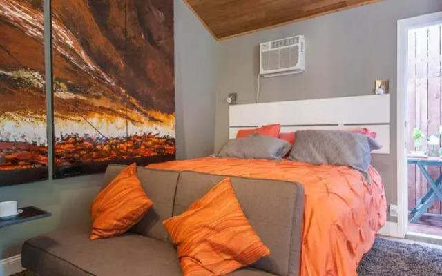 Hollywood Fancy Studio