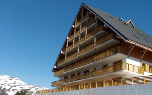 Appartement d'une chambre avec vue sur le lac balcon amenage et wifi a Besse et Saint Anastaise a 1 km des pistes