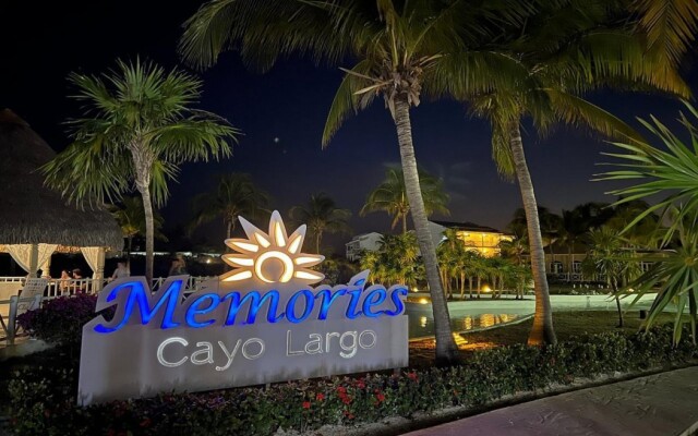 Grand Memories Cayo Largo Hotel