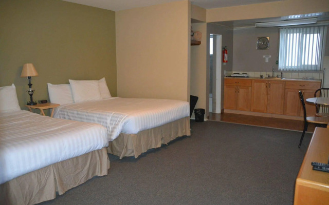 Ray Lyn Motel