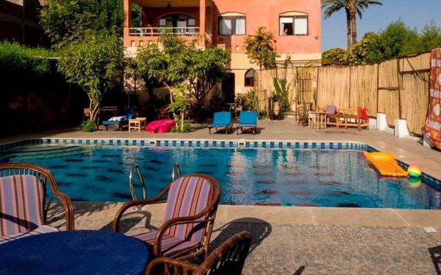 Nile Compound Hotel