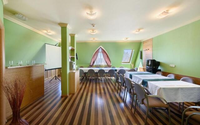 Hotel Négy Évszak