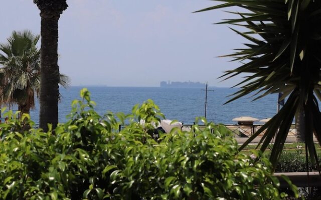 Restart Apartments On The Beach