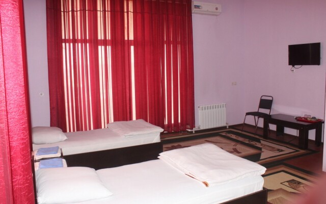 Yetuk Kelajak Guest House