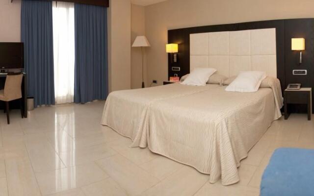 Hotel Marina DOr Playa 4*