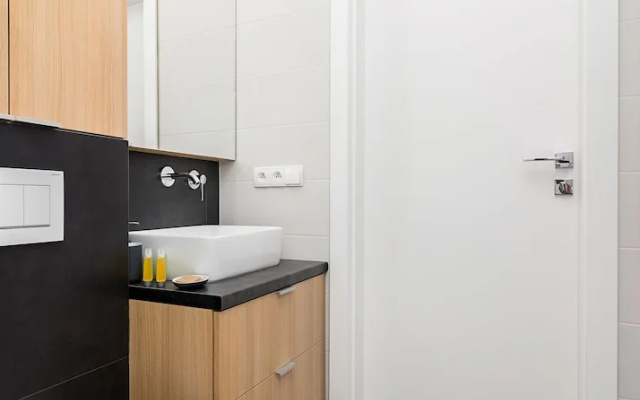 Metro Centrum Light Apartment
