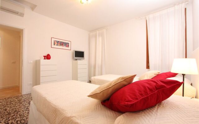 City Apartments Ca D Oro