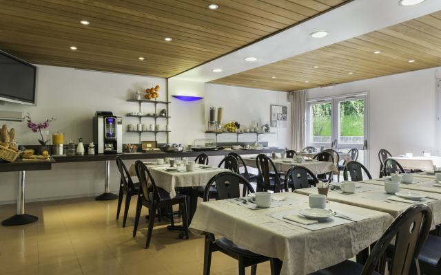 Greet Hotel Montbeliard