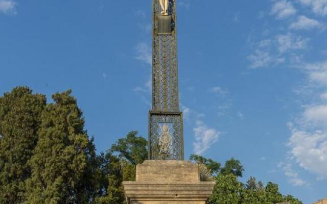 Comfortable Gite (3) in attractive Languedoc village