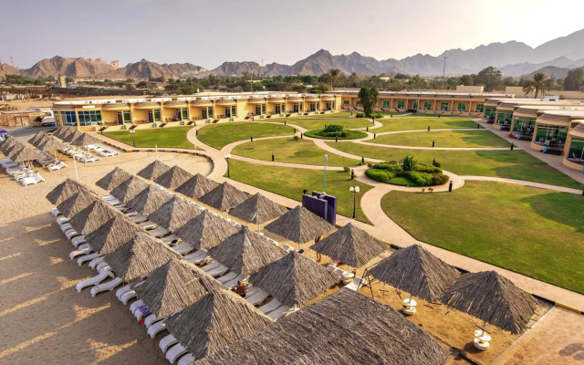Royal Beach Hotel and Resort