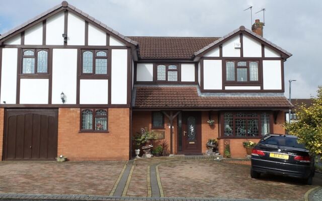 The Cedars House B&B