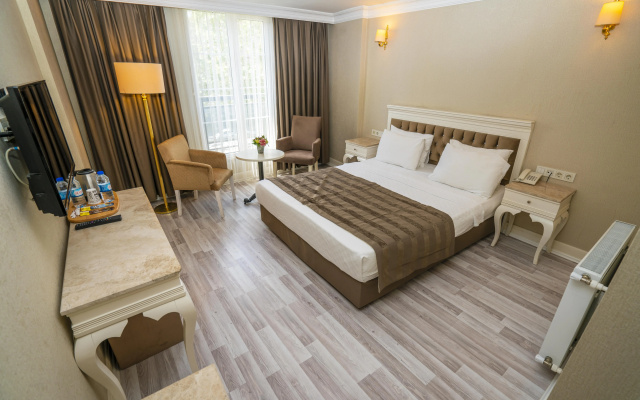 Kunlun Kensington Hotel