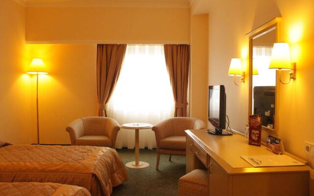 Palan Hotel