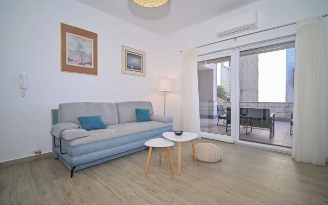 Ami Aparment Strožanac