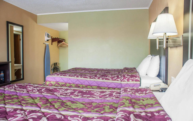 Amherst Inn & Suites