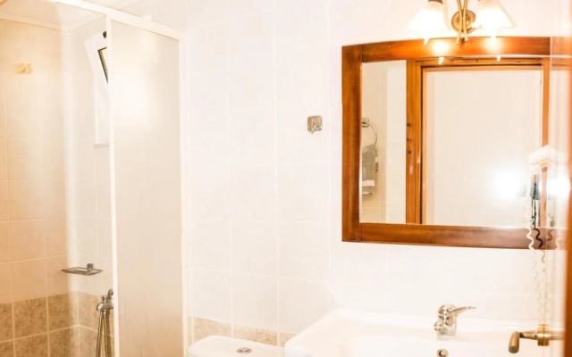Villa Aphrodite Hotel Apartments Studios by Estia