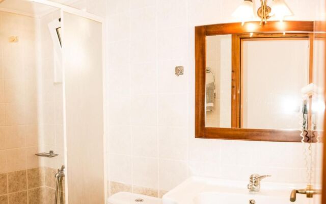 Villa Aphrodite Hotel Apartments Studios by Estia