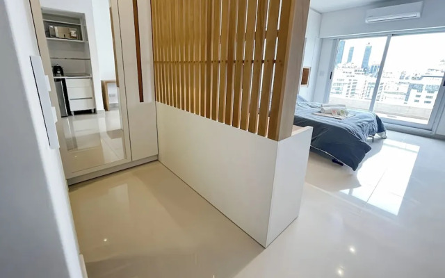 Studio Luxury Balcony Pool