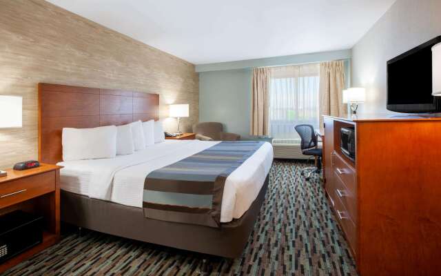 Wingate by Wyndham Detroit Metro Airport