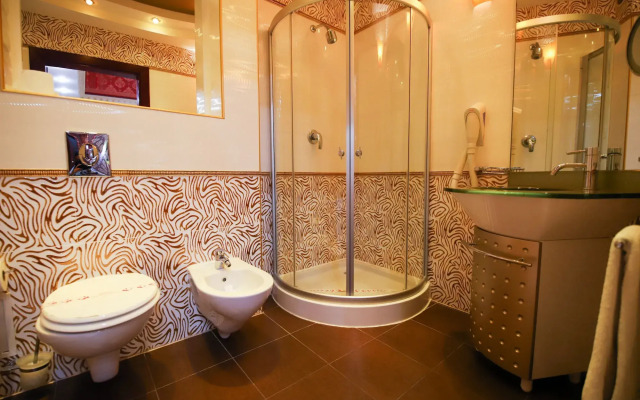 Prestige Hotel