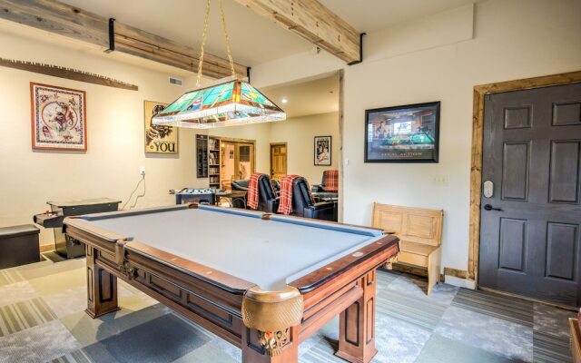 Mountain Getaway Cabinhot Tub & Pool Table4bd