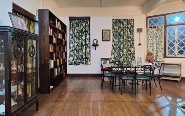 Rani Kothi Heritage Palace