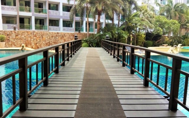 Penthouse studio apartment The Residence Jomtien