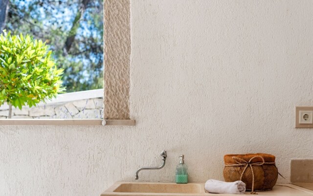 Beautiful Villa in Selca with Private Swimming Pool