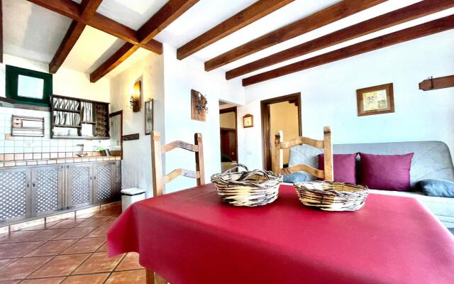 Apartment in rural house with Wifi and ocean view