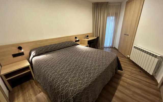 Hotel Jardí Suites-Apartaments