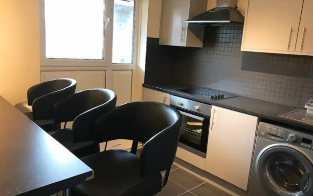 3br-sleeps5-balcony-centrallondon-ws95