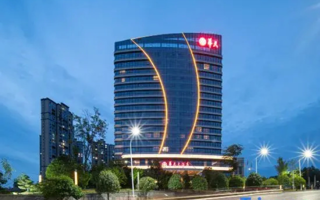 Huatian Hotel