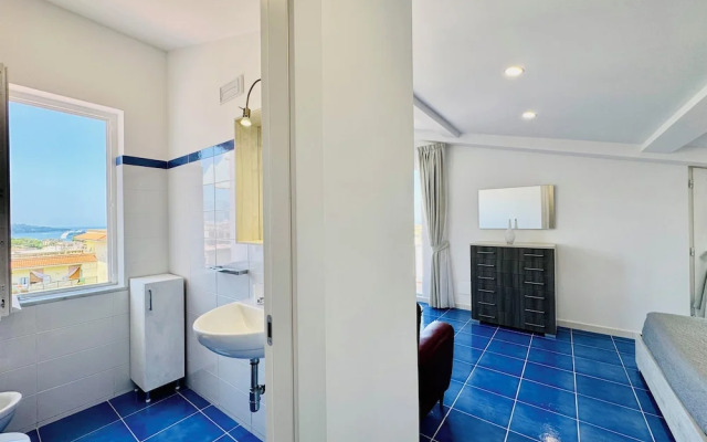 YourHome - La Famiglia Apartment