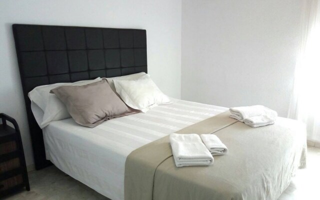 Amplio, Luminoso A 5 Min. Mezquita