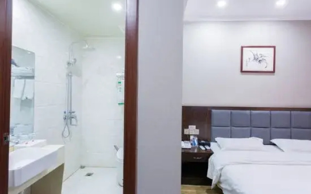 Mingjun Express Hotel (South Railway Station)