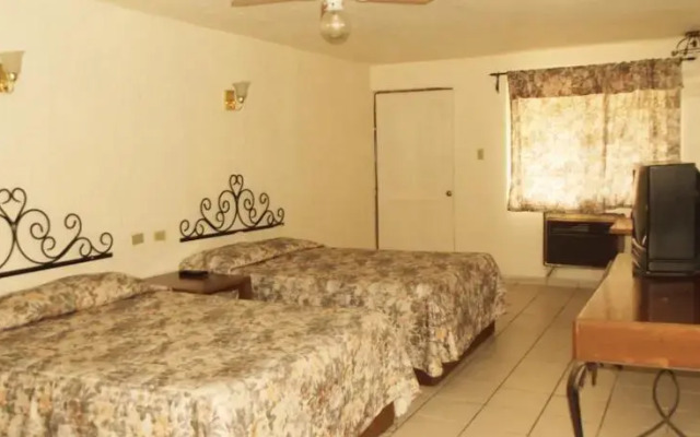 Motel 3 Caminos