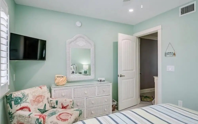 Turtleback 11 3 Bedroom Villa by RedAwning