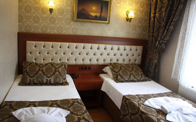 Big Apple Hotel