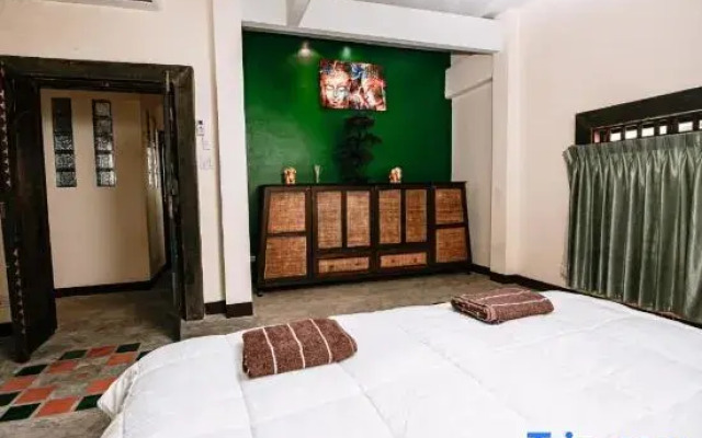 Thai Authentic House