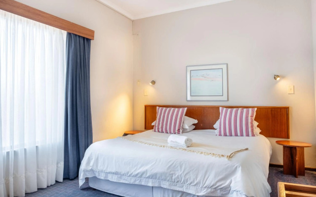 Karoo Country Inn Hotel