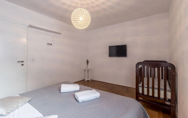 Luxury Suites