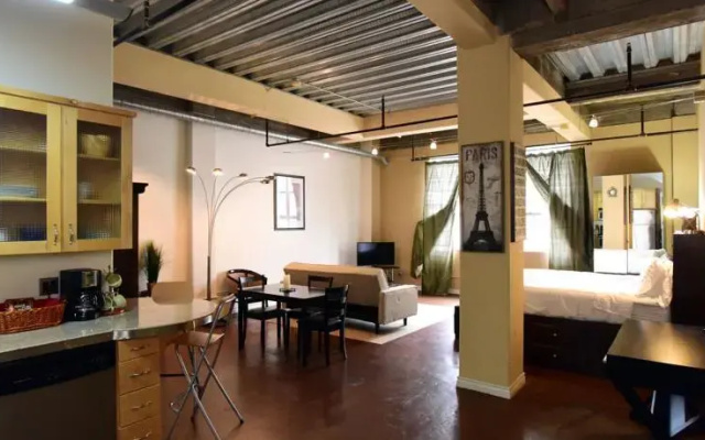Historic Downtown Loft