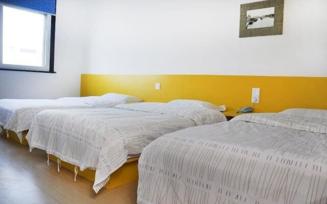 Sunshine Theater Guest In Pingjiang Road Guanqian Street