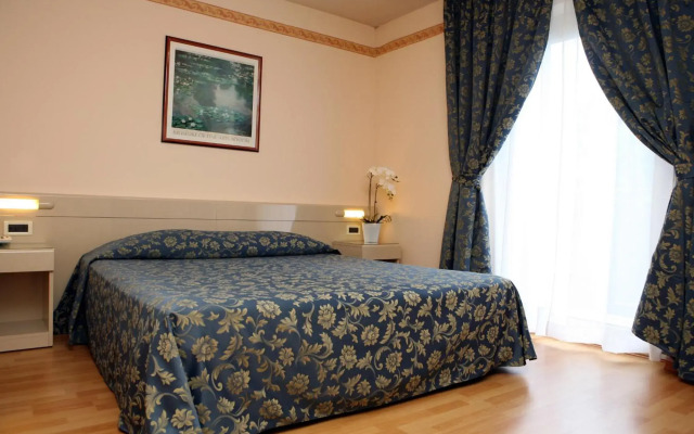 Hotel Excelsior