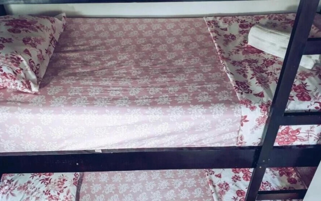 Hostel Santana