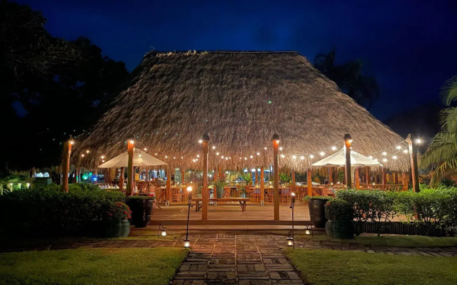 Turtle Inn by Francis Ford Coppola